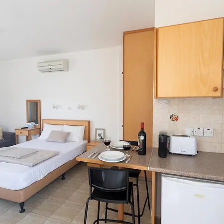 Διαμέρισμα Pernera Nest