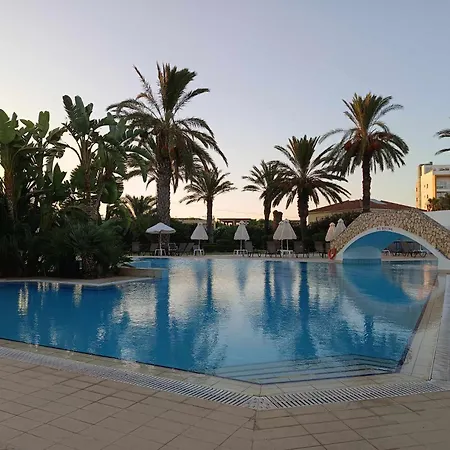 Apartament Pernera Nest *