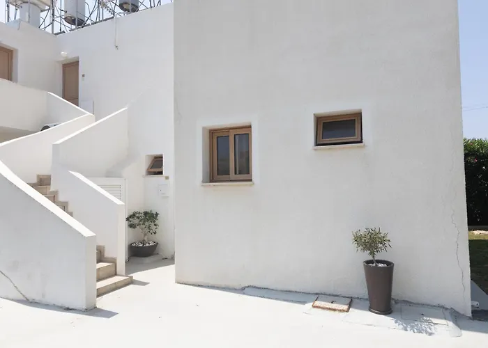 Pernera Nest Apartament *